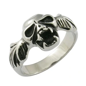 Elegante anello singolo in argento 925 con malocchio