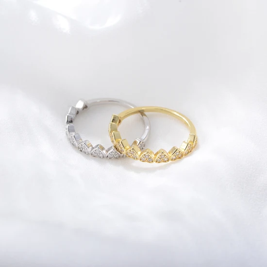 Nuovi gioielli di tendenza alla moda Anello di fidanzamento minimalista in oro 14 carati con zircone cubico bianco in argento sterling 925 per le donne